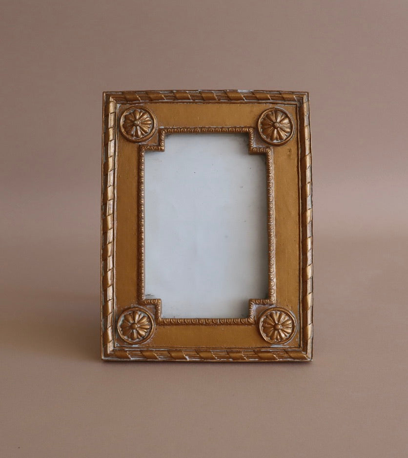 Vintage 90s Gold Resin Photo Frame