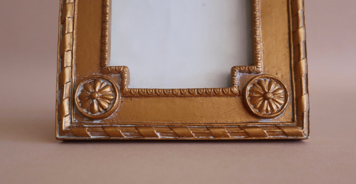 Vintage 90s Gold Resin Photo Frame