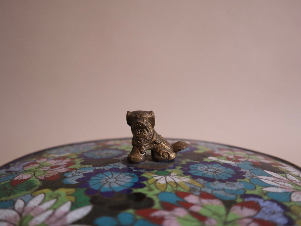 Antique Cloisonné Round Lidded Box With Foo Dog Finial