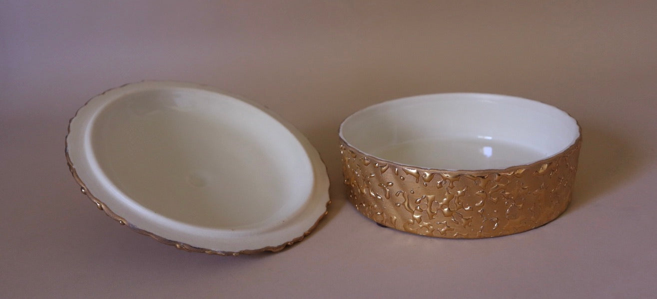 Weeping Gold Round Lidded Box